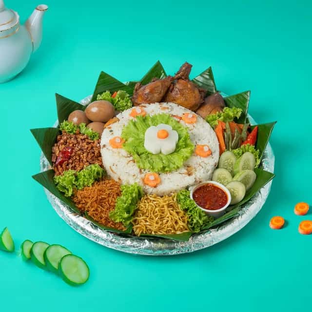 10 Makanan Khas Jawa Barat yang Enak & Autentik, Wajib Coba!